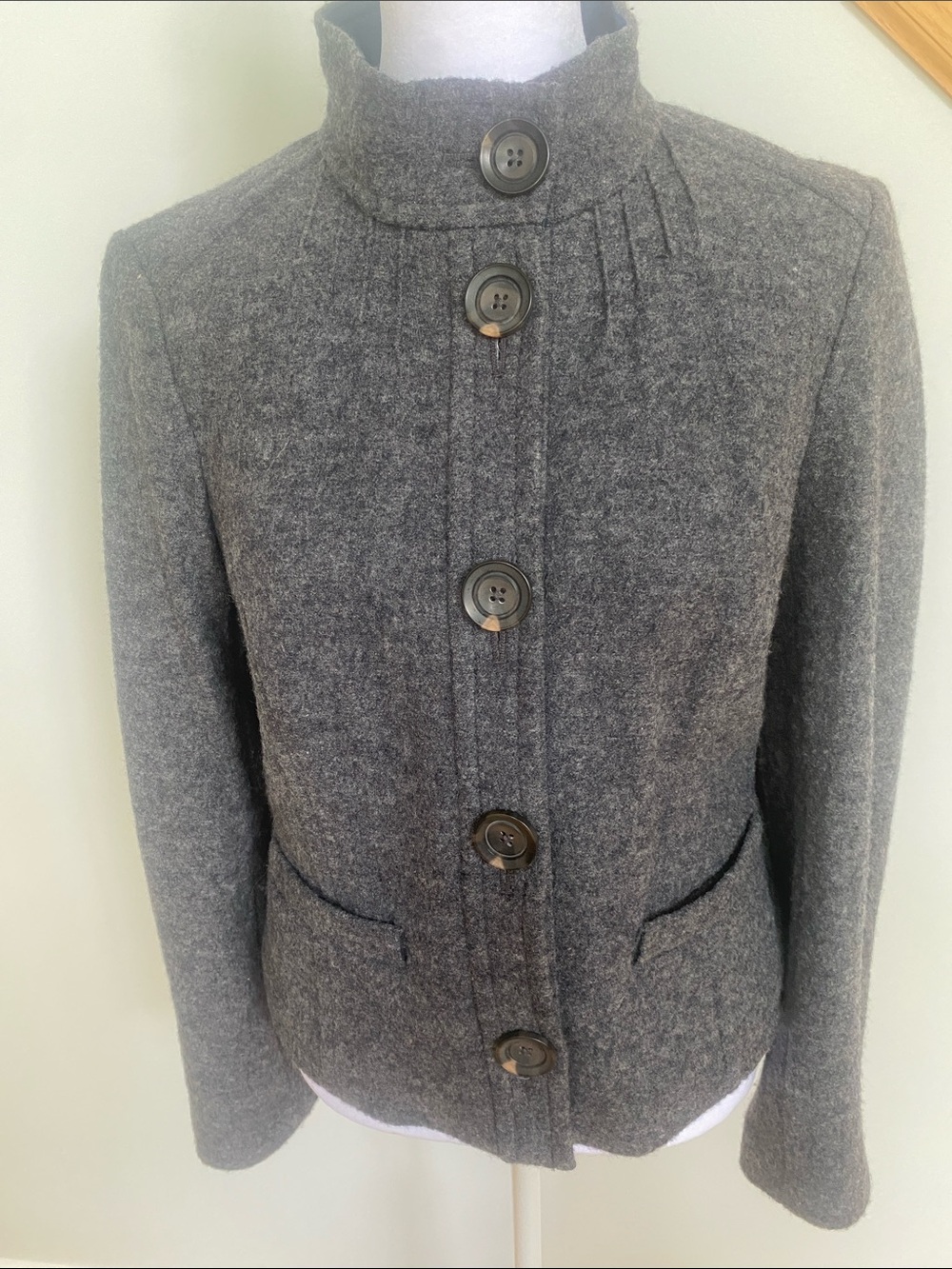 Boden Charcoal Gray cropped Wool Button Front Jacket Sz 6